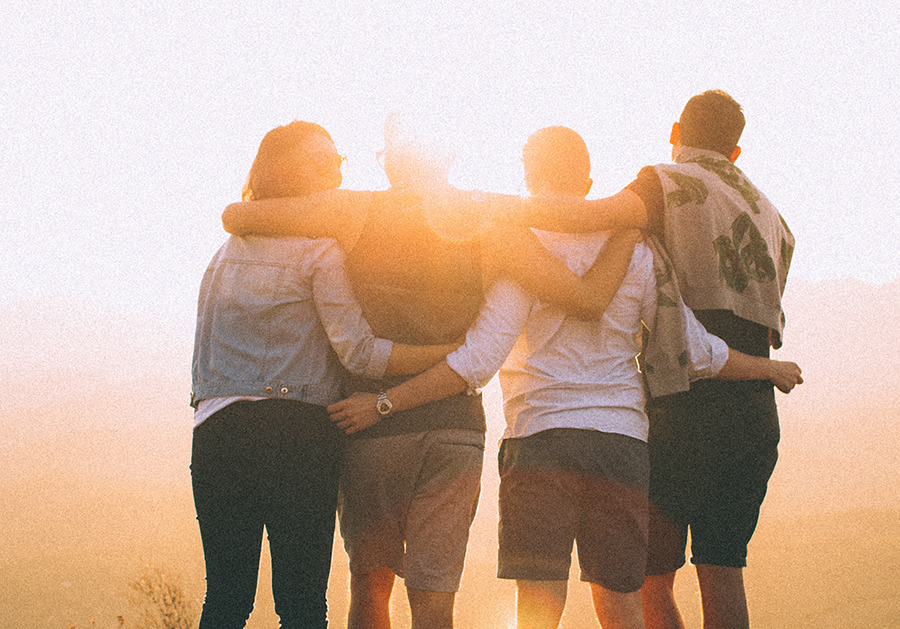 backlit-dawn-foggy-friendship-697243
